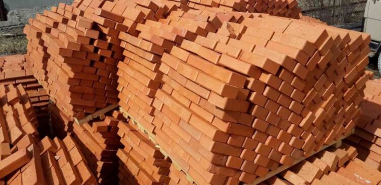 Кирпич красный строительный полнотелый (1)