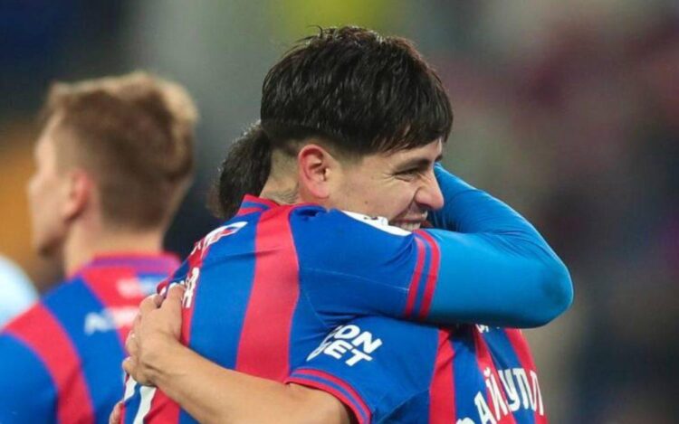 Cska zabil dva gola za dve minuty i vyrval pobedu u pari nn futbol rbk sport 5151429.jpg