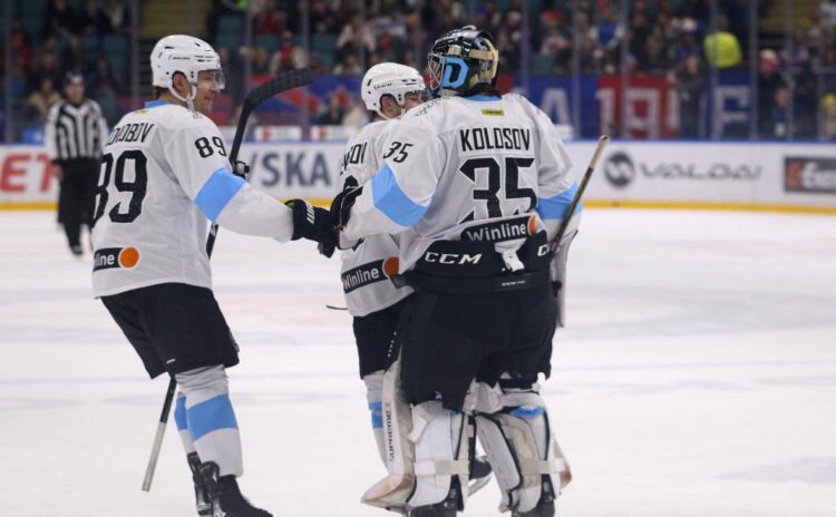 Аутсайдер КХЛ прервал серию поражений из 11 матчей :: Хоккей :: РБК Спорт1