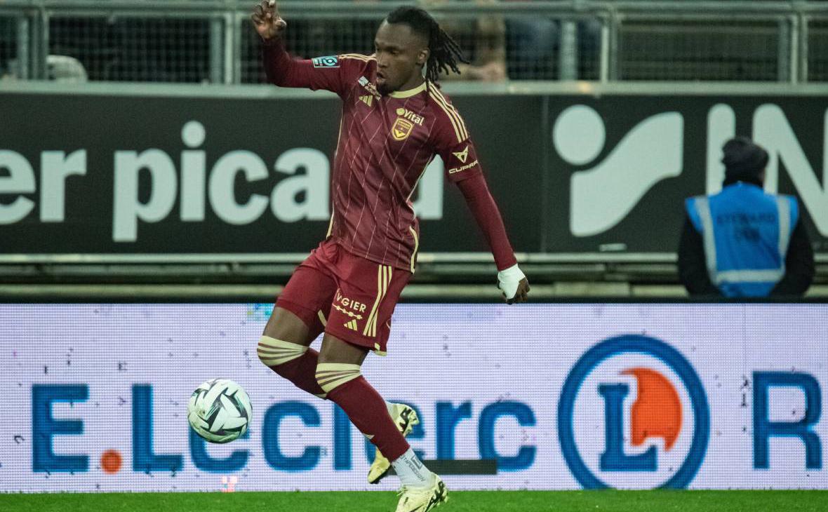 Futbolista bordo prooperirovali posle poluchennoj v matche travmy golovy futbol rbk sport 8a3e72a.jpg