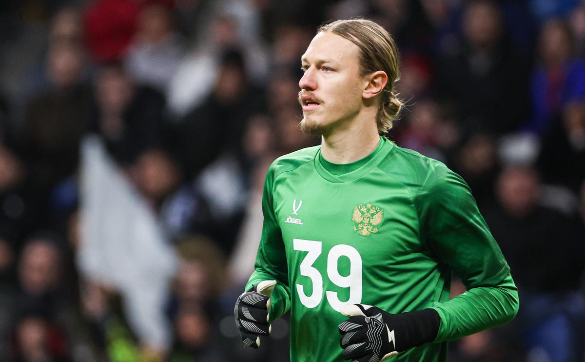 Osnovnoj vratar sbornoj rossii ne sygraet v matche s komandoj paragvaja futbol rbk sport 6f5f395.jpg