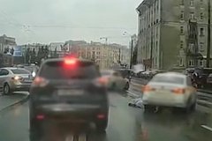 V peterburge 68 letnjuju pensionerku dvazhdy pereehali na doroge 42c857e.jpg