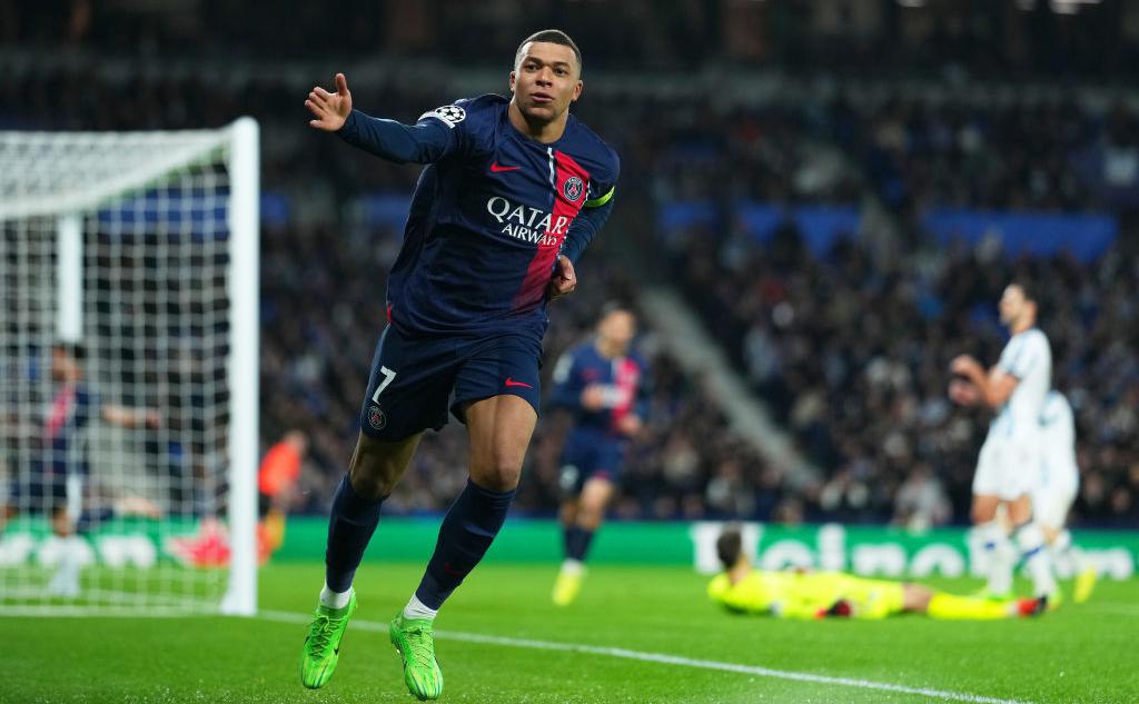 Mbappe ustroil proshhalnyj uzhin pered uhodom iz pszh na 250 chelovek futbol rbk sport 0bc9816.jpg