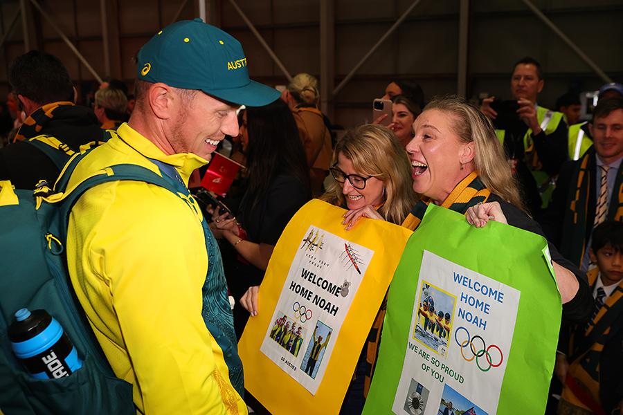 Как медалистов Олимпиады-2024 встретили на родине. Фотогалерея :: Другие :: РБК Спорт18